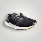 ADIDAS RACER TR21