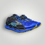 BROOKS TRAIL-RUNNING SHOES
