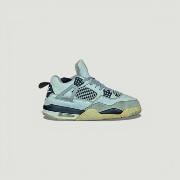 Air Jordan 4 Retro  Military Black - Image 2