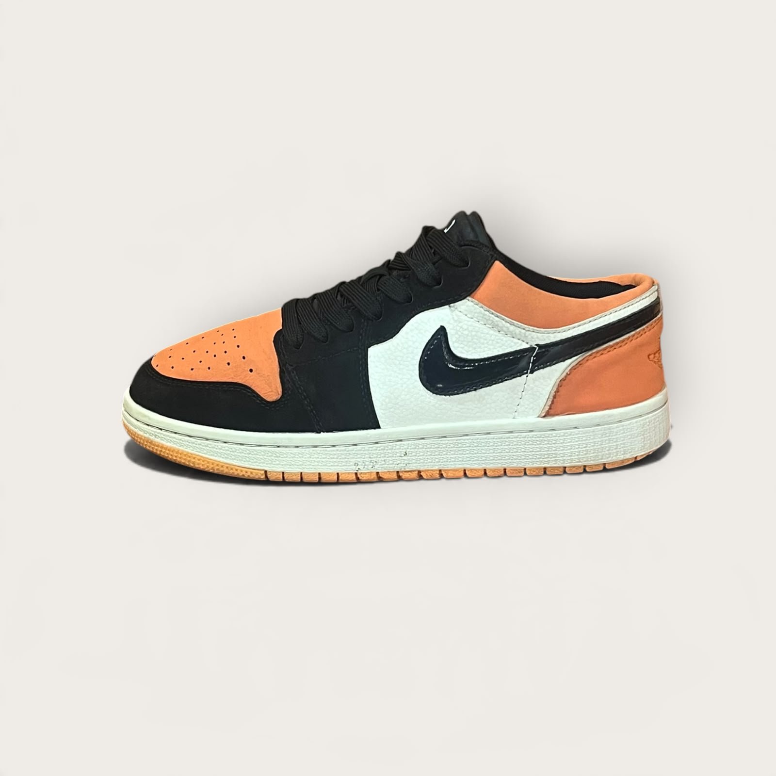 WhatsApp Image 2026-10-10 at 12.22.32 PM Air Jordan 1 Low Golf - Image 1
