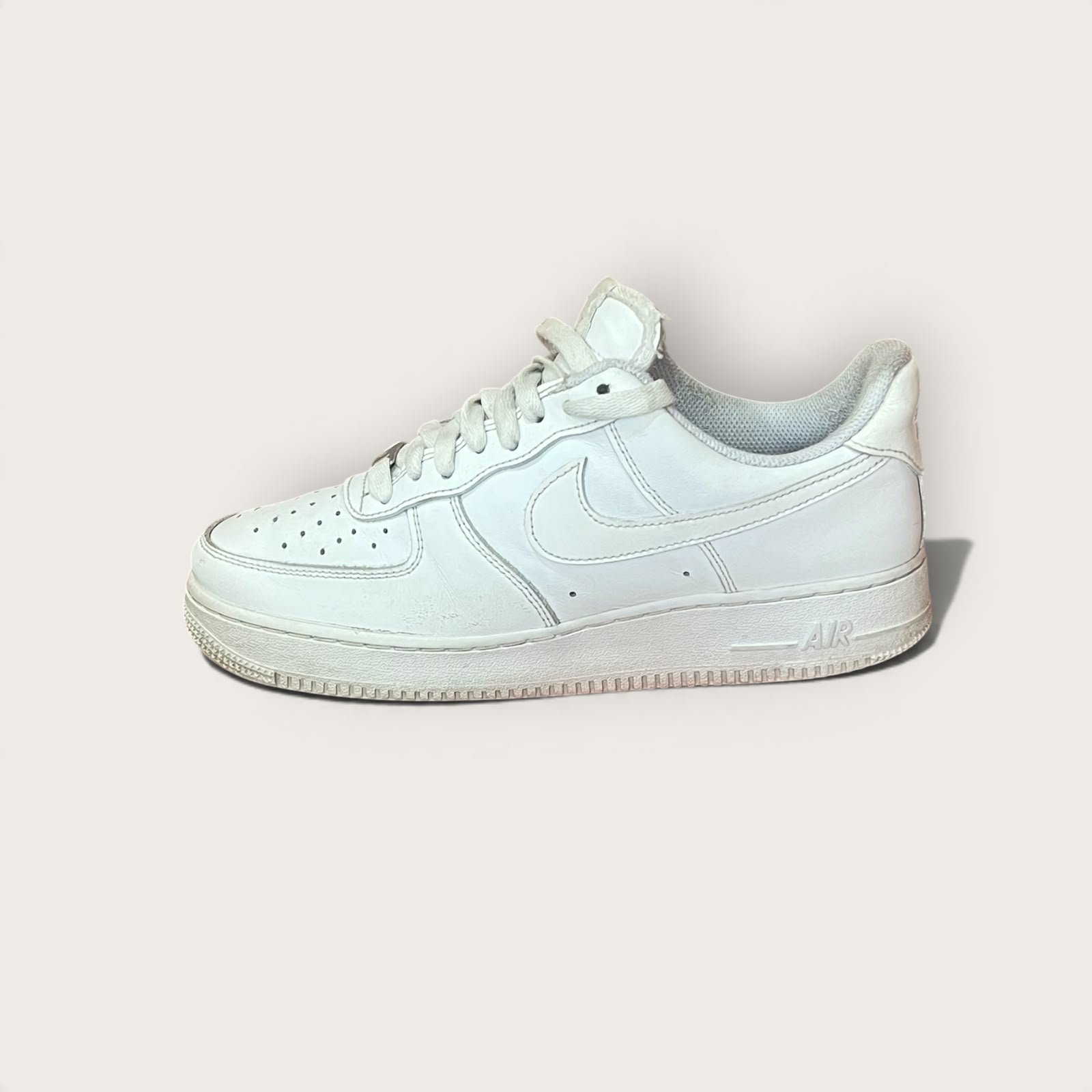 WhatsApp Image 2026-10-10 at 12.22.34 PM (2) Nike Air Force 1 Low - Image 1